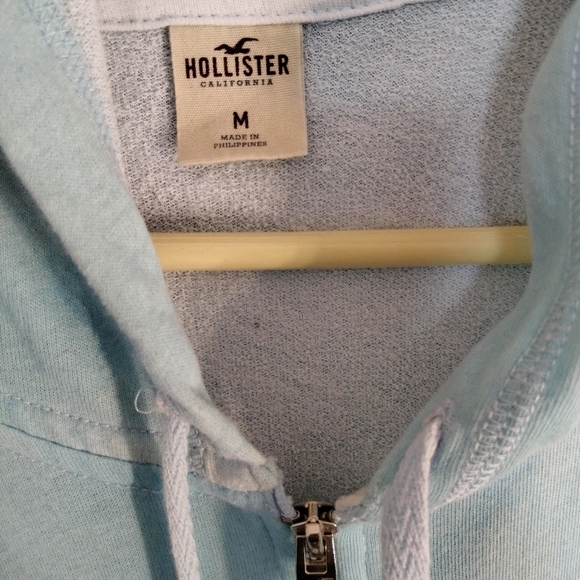 Hollister zip up hoodie - Picture 4 of 5